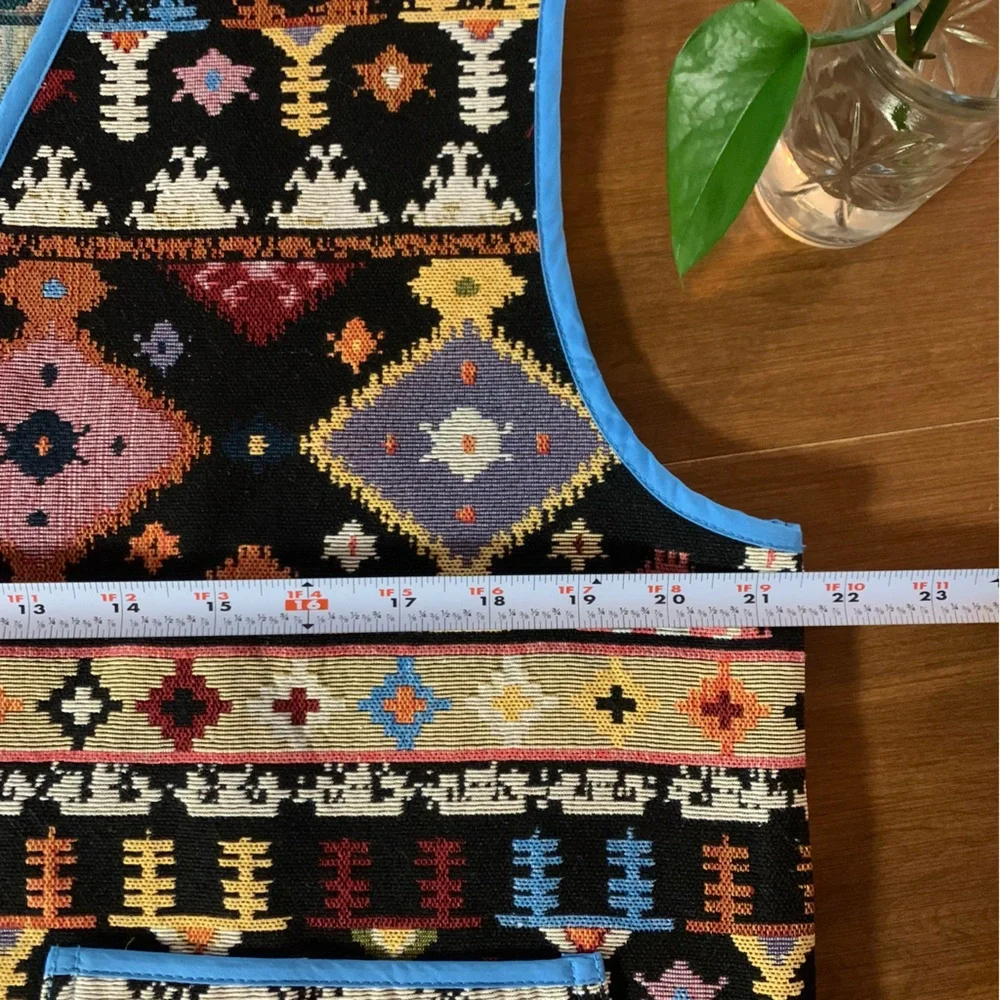 Beautiful GiGio vest with geometric pattern, oversized small, boxy fit - Picture 10 of 10